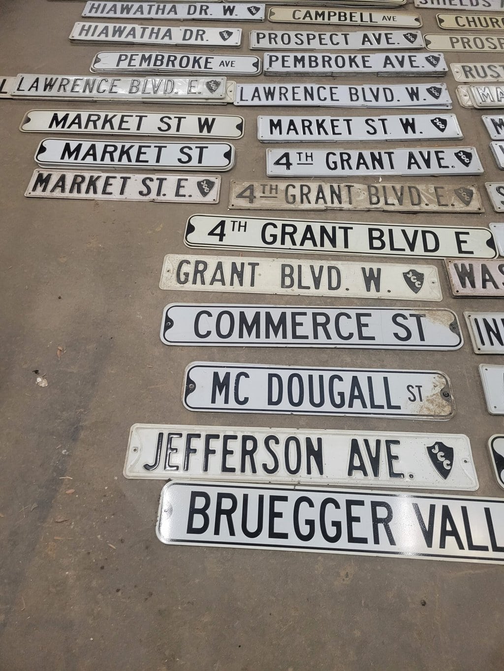 Street Signs 1 Scaled - City Of Wabasha